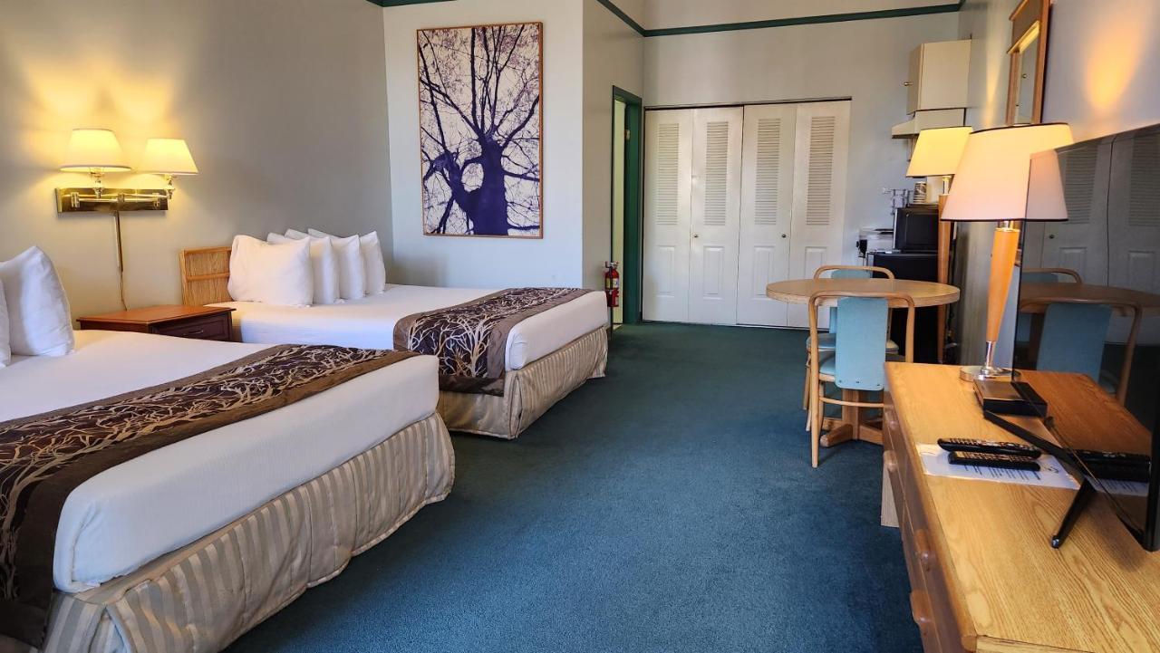 The Cedars Inn Hotel & Convention Centre Gibsons Luaran gambar